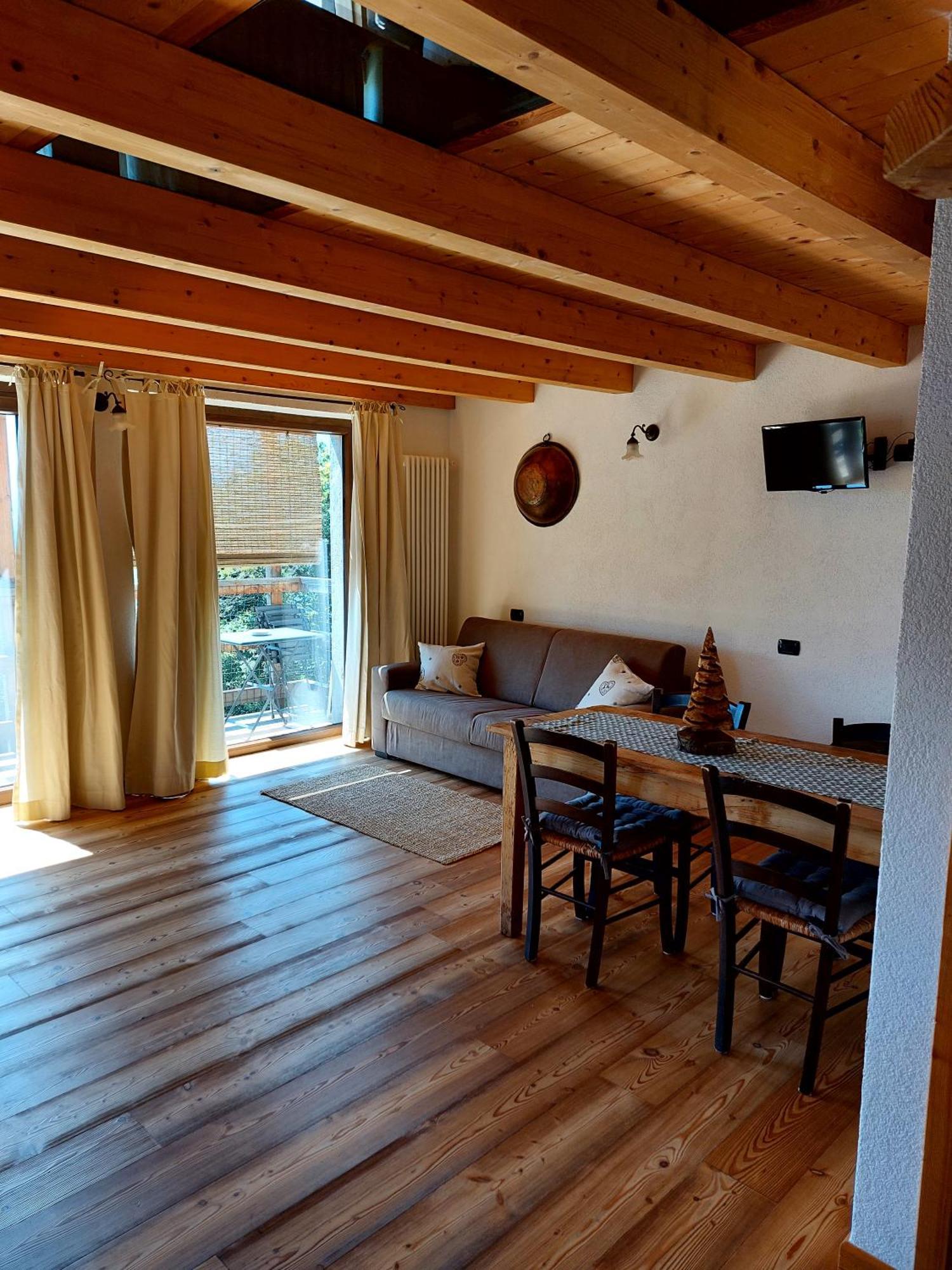 Agriturismo La Pedruscia Civo ภายนอก รูปภาพ