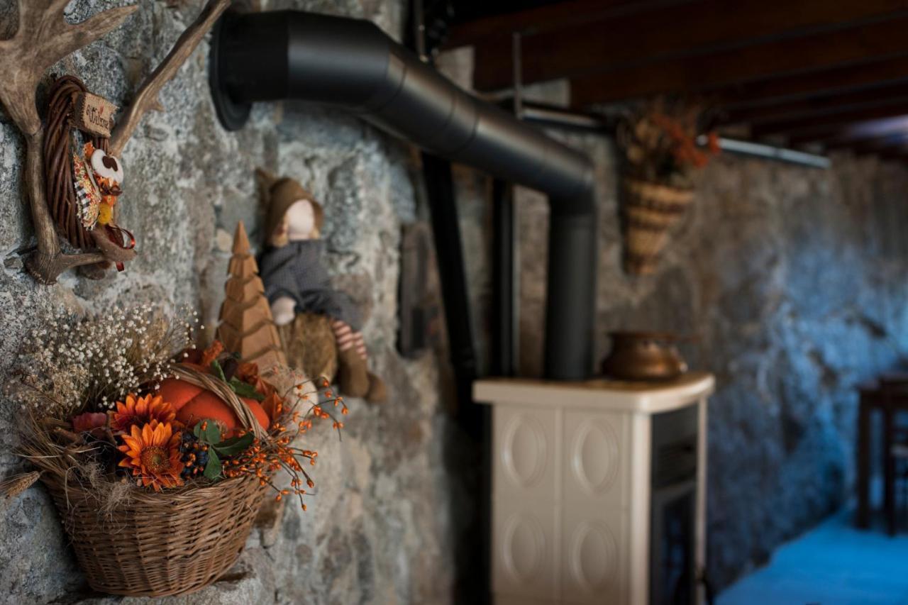 Agriturismo La Pedruscia Civo ภายนอก รูปภาพ
